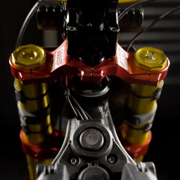 Warp9 - FastAce Drop Crown Triple Clamp - Image 2